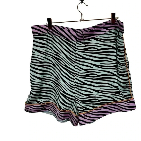 Karen Mabon Color Block Zebra Tiger Mix Print Pajama Lounge Shorts - Picture 3 of 8